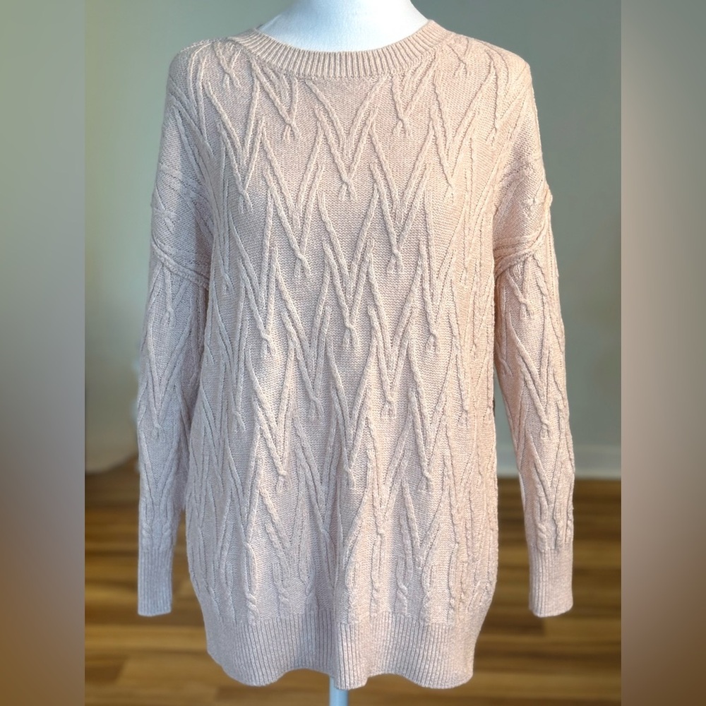 Wonderly, V Knit Pullover Sweater, Pale Pink Crew Neck, Size S